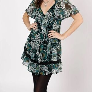 Band of Gypsies Bohemian V-Neck Floral Print Dress With Short Sleeves